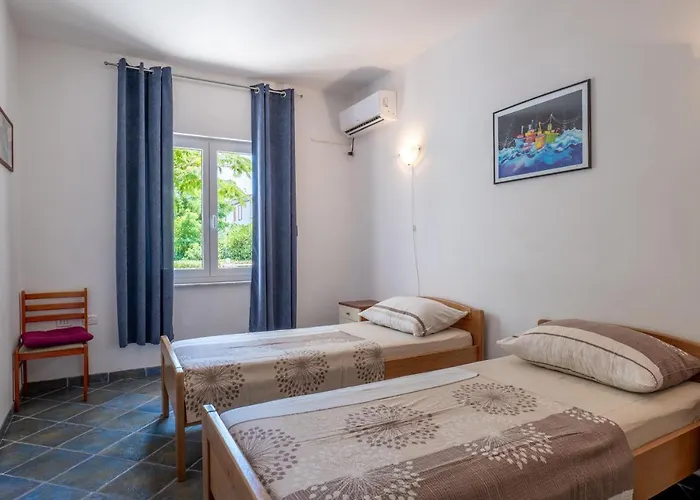 Апартаменты Corny Паг